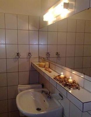 фото отеля Brunnen Hotel
