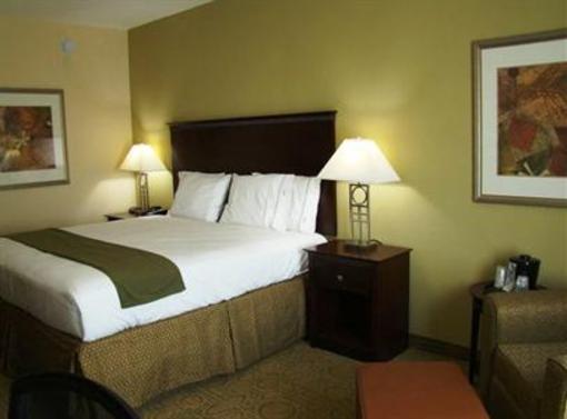 фото отеля Holiday Inn Express Hotel & Suites Brownfield