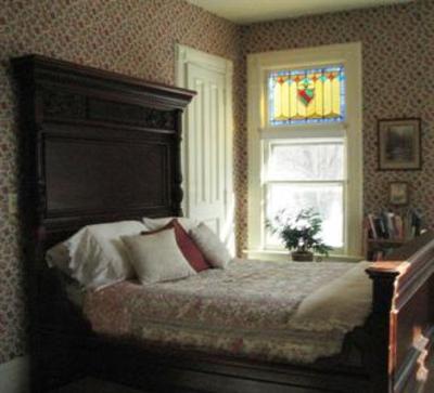 фото отеля Estabrook House Bed and Breakfast