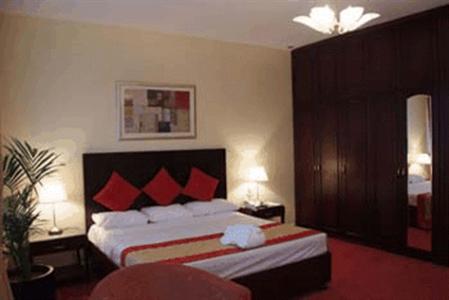 фото отеля Howard Johnson Hotel - Diplomat