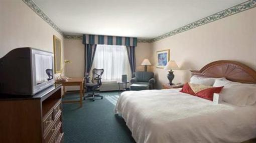 фото отеля Hilton Garden Inn Airport Portland