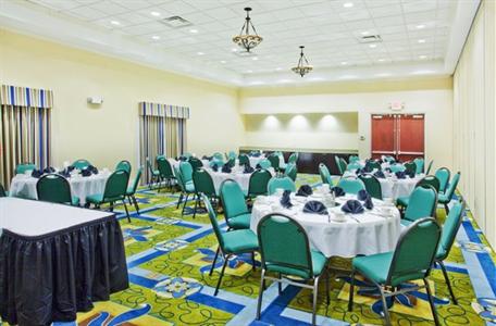 фото отеля Holiday Inn Atlanta Roswell