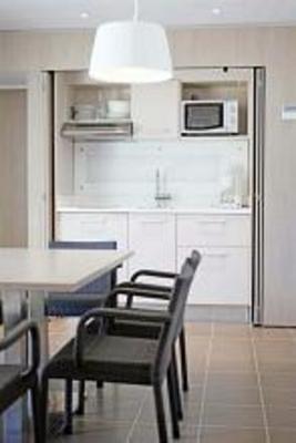 фото отеля Hotel Le Canoubie Six-Fours-les-Plages