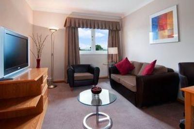 фото отеля Hilton London Stansted Airport