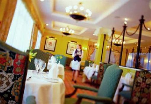 фото отеля Huntingdon Marriott Hotel
