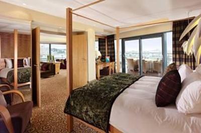 фото отеля The Royal Yacht Hotel Saint Helier