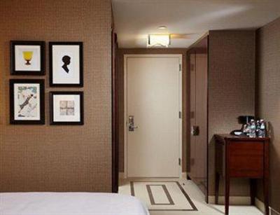 фото отеля Sheraton Cavalier Saskatoon Hotel