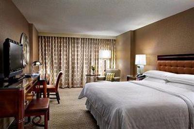 фото отеля Sheraton Cavalier Saskatoon Hotel