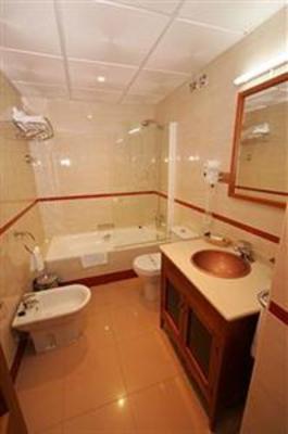фото отеля Toboso Apartments Nerja