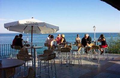 фото отеля Toboso Apartments Nerja
