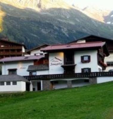 фото отеля Jamspitze Pension