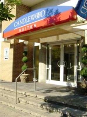 фото отеля Candlewood Suites Montreal Centre-Ville
