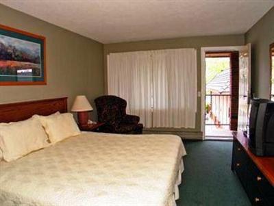 фото отеля Town and Country Motel