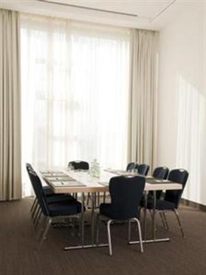 фото отеля NH Hotel Mannheim Viernheim