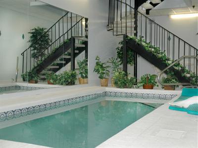 фото отеля Meadowbrook Inn Resort