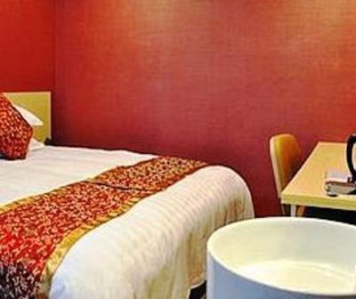 фото отеля Super 8 Hotel Hangzhou QinchunLU Zhe Yi Yi Yuan