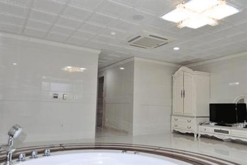 фото отеля Donghae Medical Spa Convention Hotel