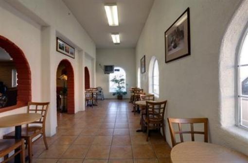 фото отеля Americas Best Value Inn & Suites Gallup