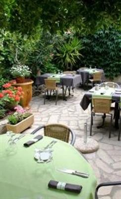 фото отеля Hotel Saint Louis Aigues-Mortes