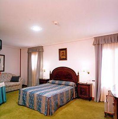 фото отеля Hotel Los Infantes
