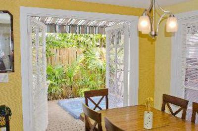 фото отеля Andrews Inn & Garden Cottages Key West