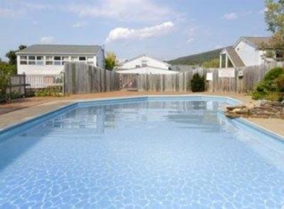 фото отеля Howard Johnson Williamstown