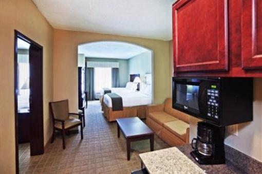 фото отеля Holiday Inn Express Hotel & Suites McAlester