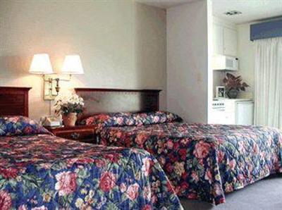 фото отеля Coral Reef Inn & Suites
