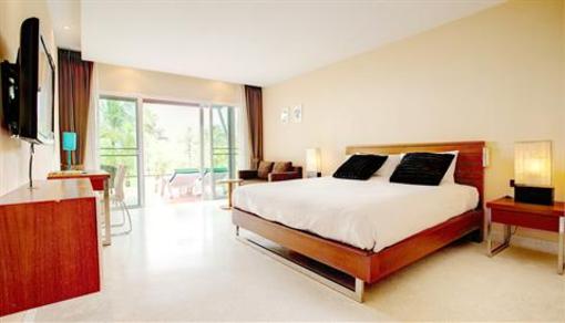 фото отеля C&N Kho Khao Beach Resort