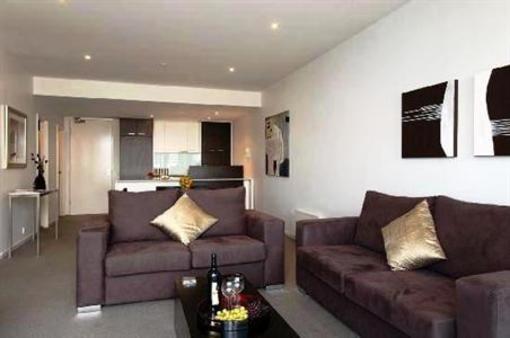 фото отеля Apartments at Docklands Melbourne
