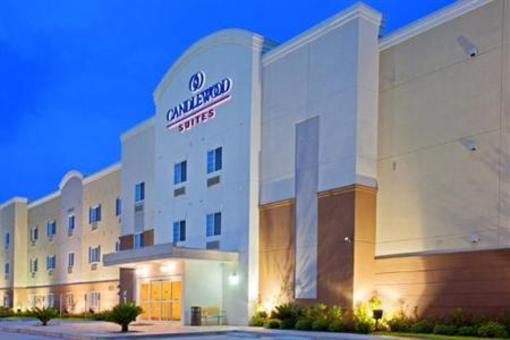 фото отеля Candlewood Suites Houston NW - Willowbrook
