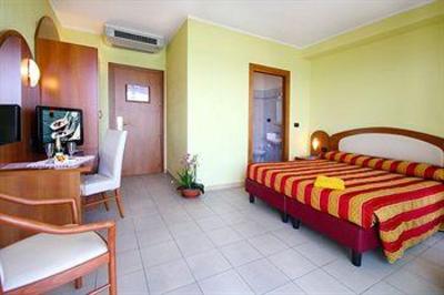 фото отеля Piccolo Hotel Diano Marina