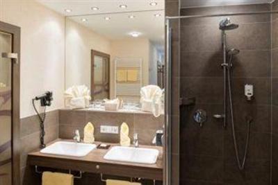 фото отеля Hotel Sonne Saalbach-Hinterglemm