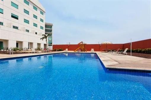 фото отеля Holiday Inn Express Manzanillo