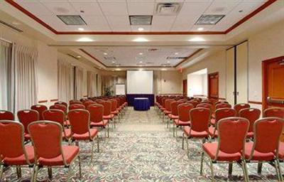 фото отеля Hilton Garden Inn Detroit Southfield