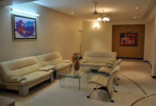 фото отеля Princess Square Service Apartments