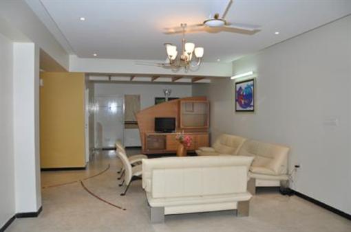 фото отеля Princess Square Service Apartments