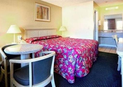 фото отеля Rodeway Inn Santee