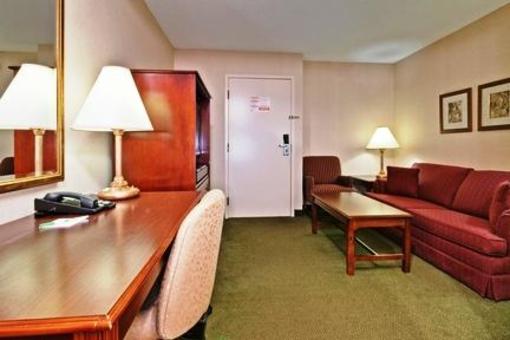 фото отеля Holiday Inn Toronto Mississauga
