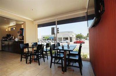 фото отеля Vagabond Inn Executive Pasadena