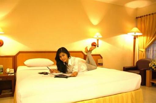 фото отеля Baron Indah Hotel