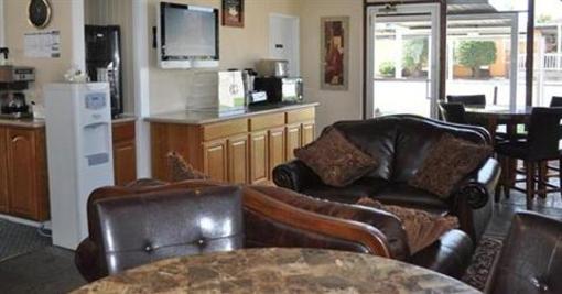 фото отеля Classic Inn & Suites West Boylston