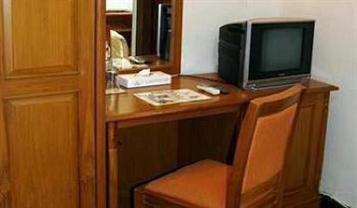 фото отеля Enhaii Hotel Bandung