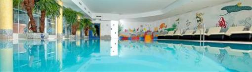 фото отеля Kinderhotel Laderhof