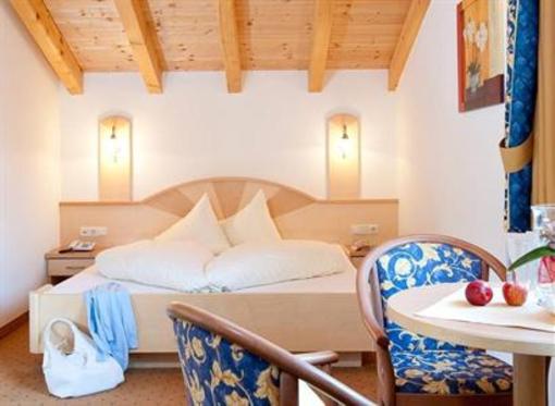 фото отеля Kinderhotel Laderhof
