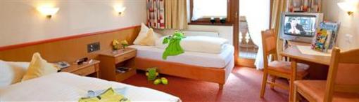 фото отеля Kinderhotel Laderhof