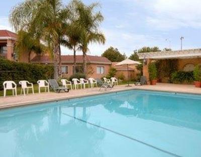 фото отеля Ramada Inn Merced