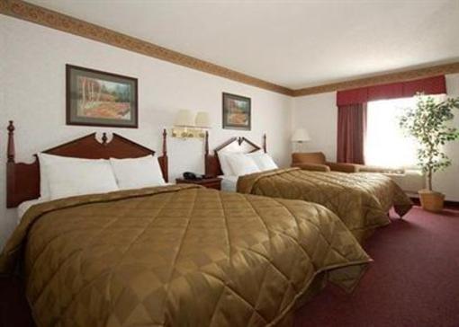 фото отеля Comfort Inn & Suites Moore