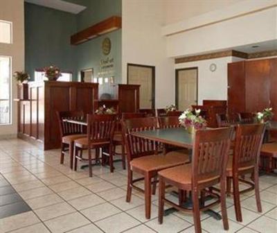 фото отеля Comfort Inn & Suites Moore