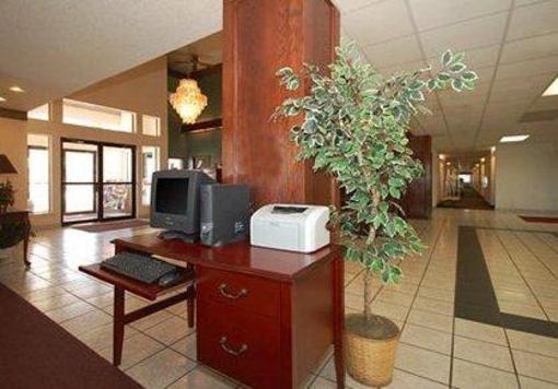 фото отеля Comfort Inn & Suites Moore